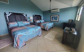 Elimar Bay View Apt With Infinity Pool Available